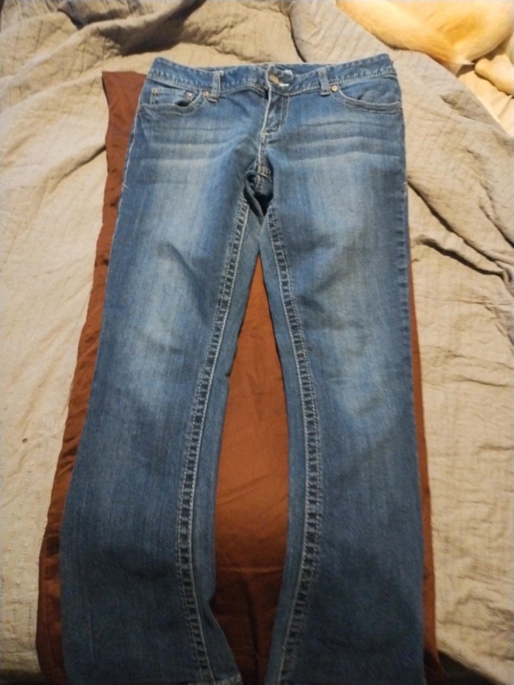 Maurice's size 7/8 short jeans